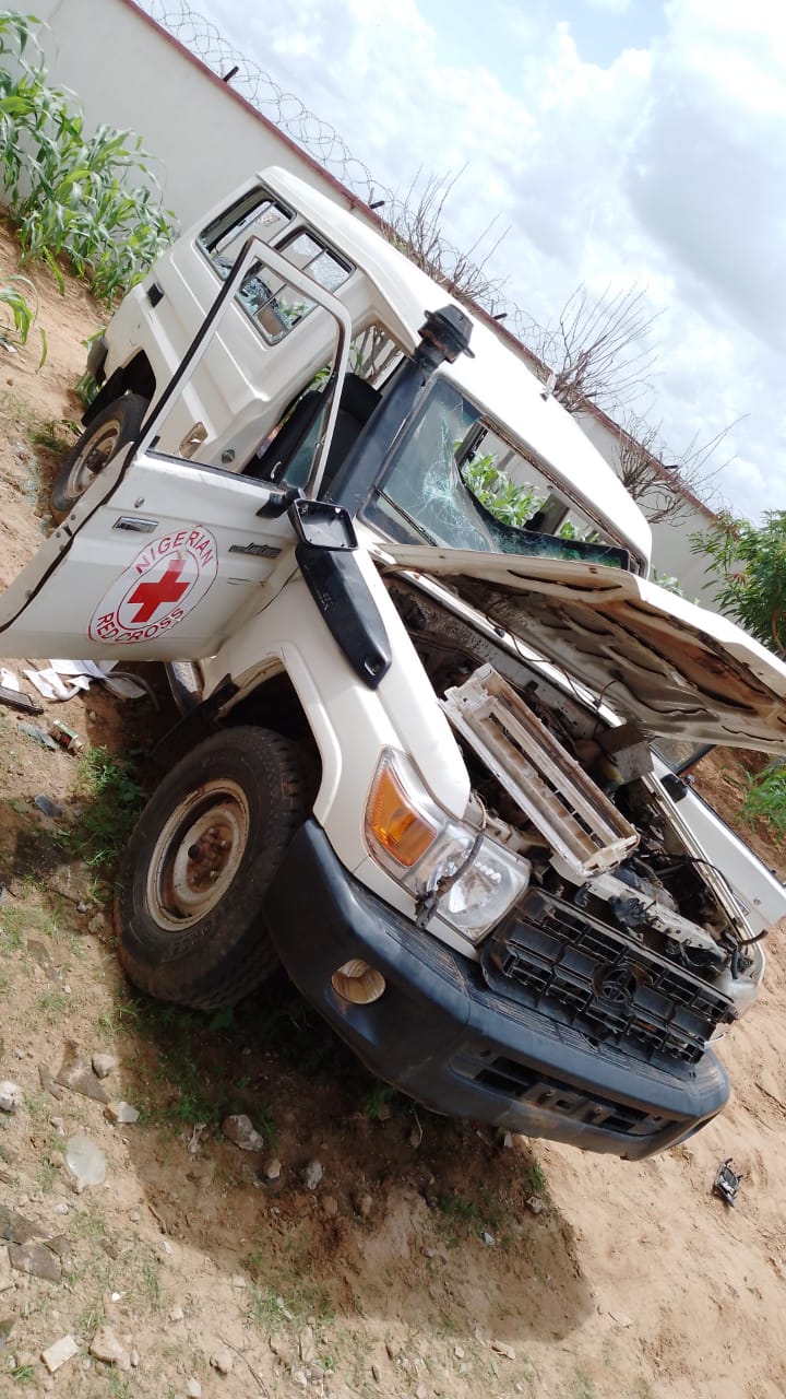 #EndBadGovernanceInNigeria: Hoodlums attack Red Cross office in Yobe, burn vehicles